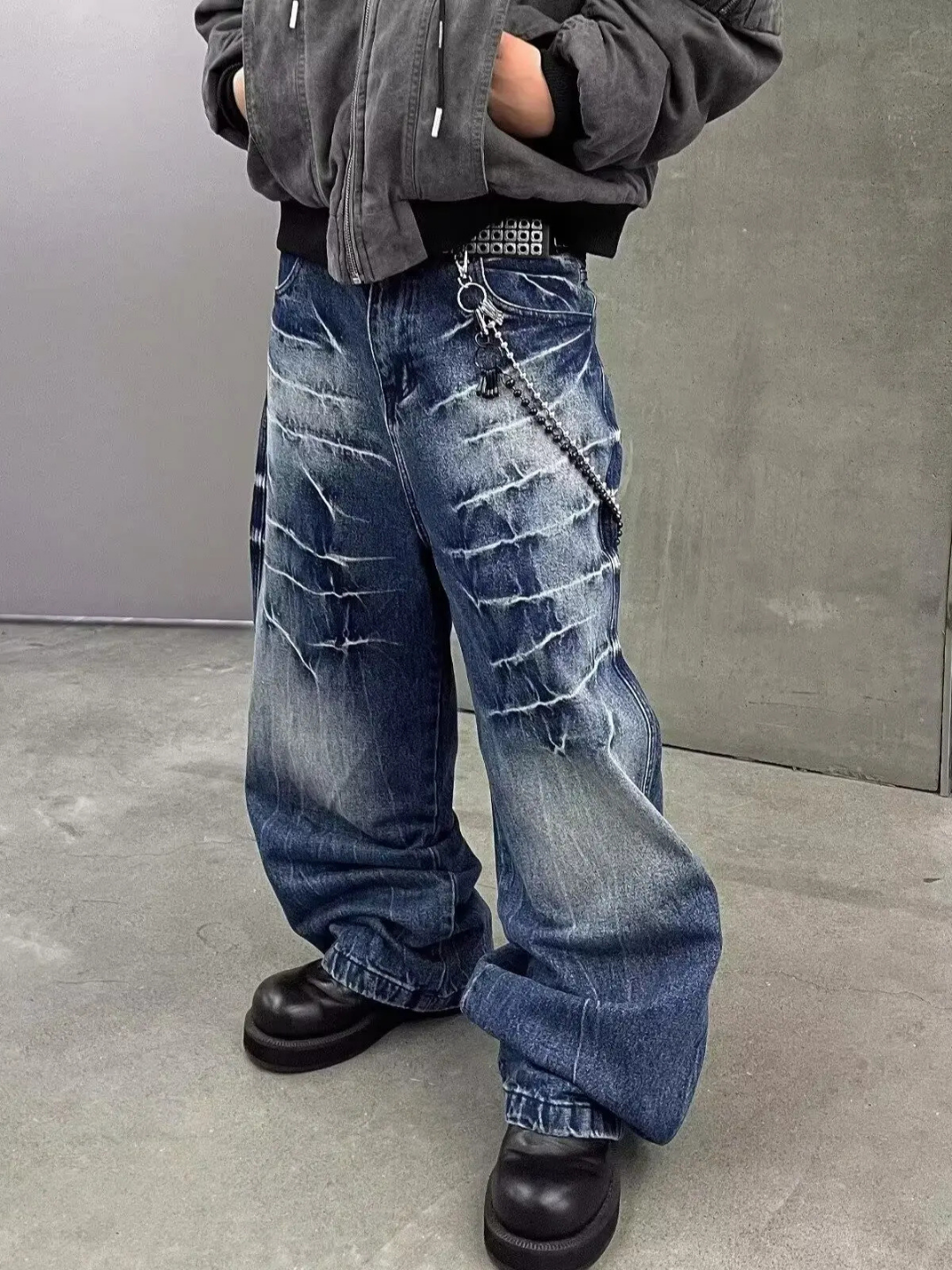 Anomaly - Scratched baggy jeans - BLUE