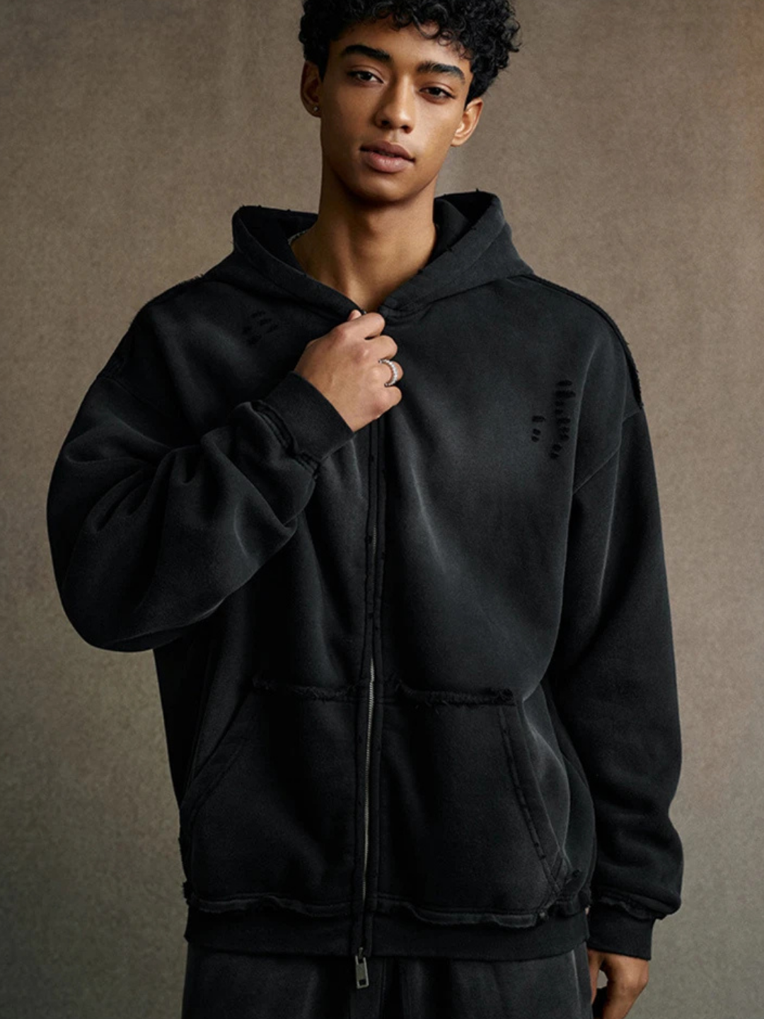 Anomaly - Essential distressed zipper